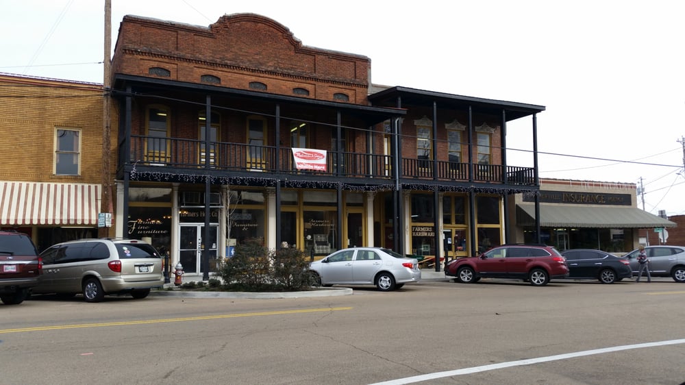 FARMER’S HARDWARE Updated September 2024 104 W Market St, Somerville, Tennessee Hardware