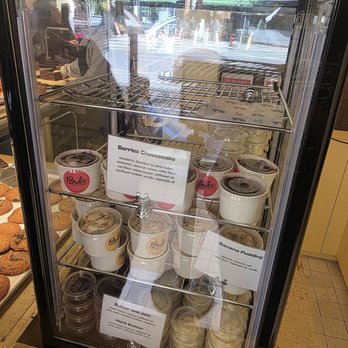 Bub's Bakery - Bakeries Near Me - New York, New York