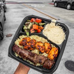 Georgie's Mediterranean Cuisine - Chicken And Beef Kabab Combo Mix