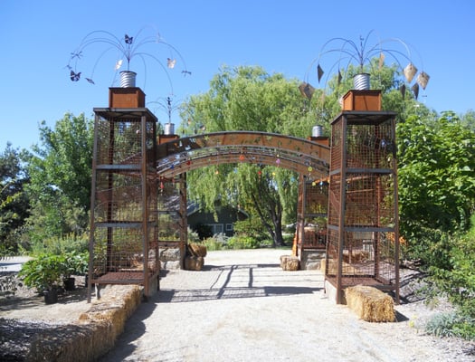 Idaho Botanical Garden by null