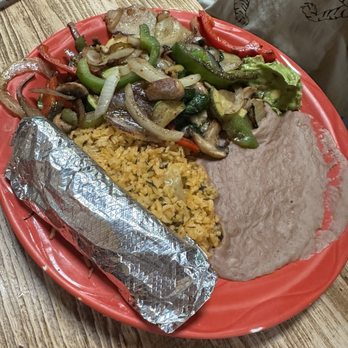 Tres Hermanas - Vegan grilled veggies - Mexican Near Me - Sacramento, California