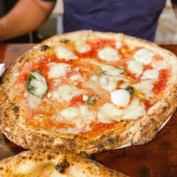 Sorbillo - Margherita pizza