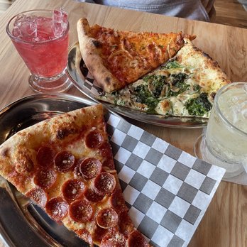 Pizza Kat - slice of pepperoni, this weeks special and last weeks special! (sorry, no names!) - Pizza Near Me - Portland, Oregon