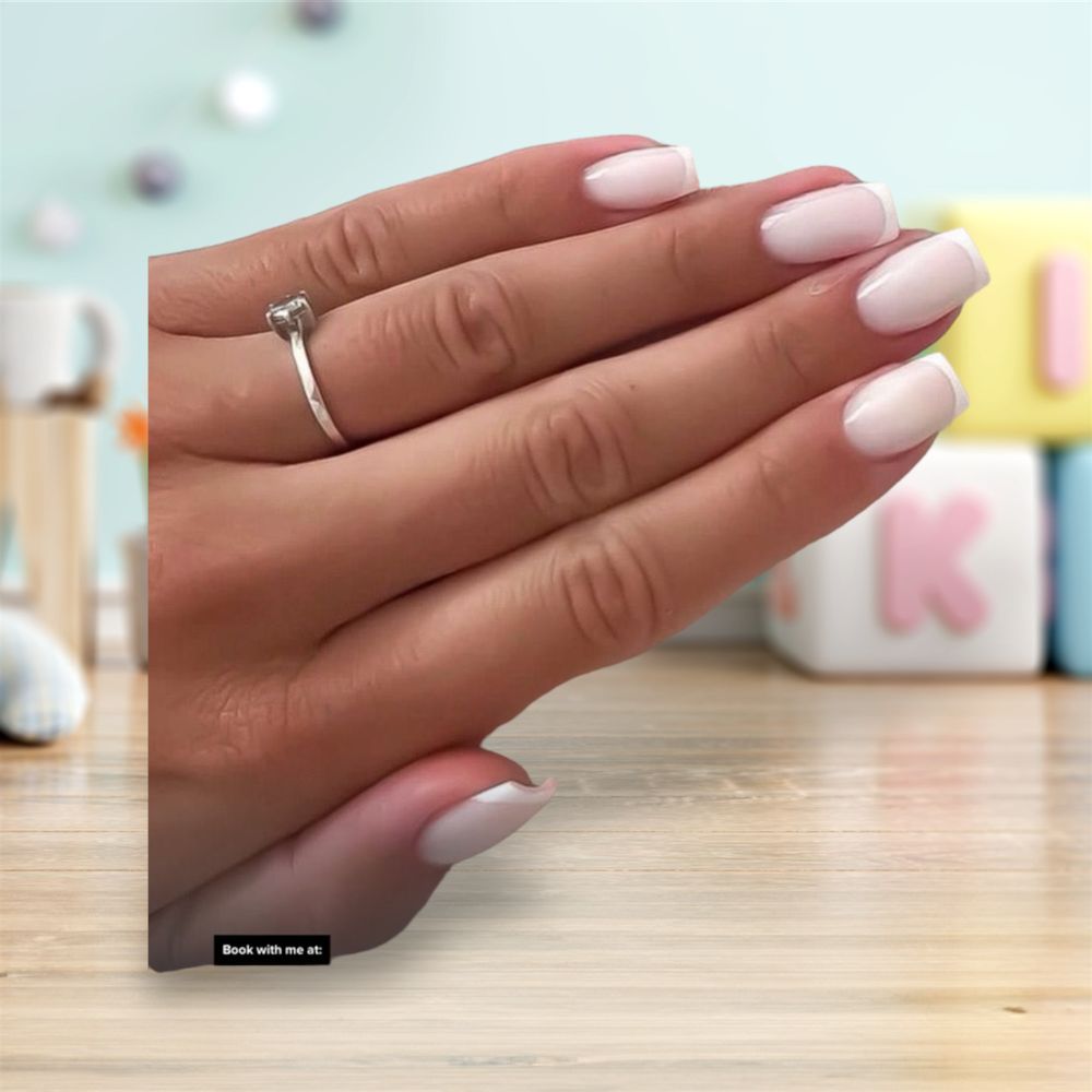 LL Nails Studio Logo