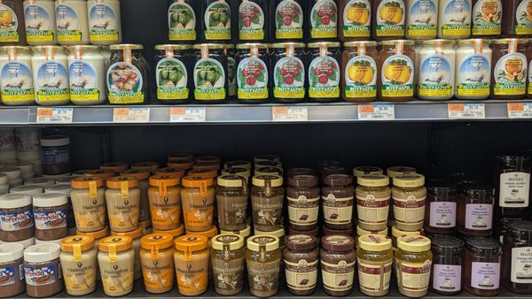 Titan Bakery by null