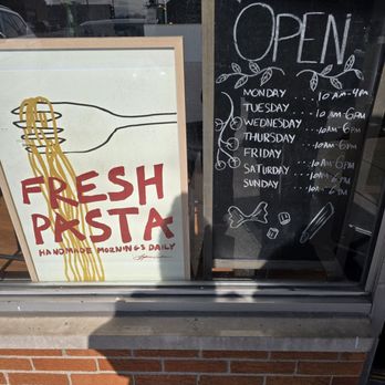 Poppies Pasta - Hours - Pasta Shops Near Me - Villa Park, Illinois