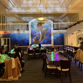 Mermaid Winery - Main dining area - Wine Tasting Room Near Me - Norfolk, Virginia Mermaid Winery - Main dining area - Wine Tasting Room Near Me - Norfolk, Virginia