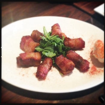 Red Table - Cheap Date! - Gastropubs Near Me - Huntington Beach, California Red Table - Cheap Date! - Gastropubs Near Me - Huntington Beach, California