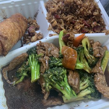 Feng Lee - Beef broccoli - Chinese Near Me - Palmyra, Maine