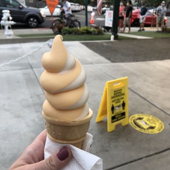 Meadowlark Dairy - Vanilla + Orange Swirl and Social Distancing - Ice Cream & Frozen Yogurt Near Me - Pleasanton, California Meadowlark Dairy - Vanilla + Orange Swirl and Social Distancing - Ice Cream & Frozen Yogurt Near Me - Pleasanton, California