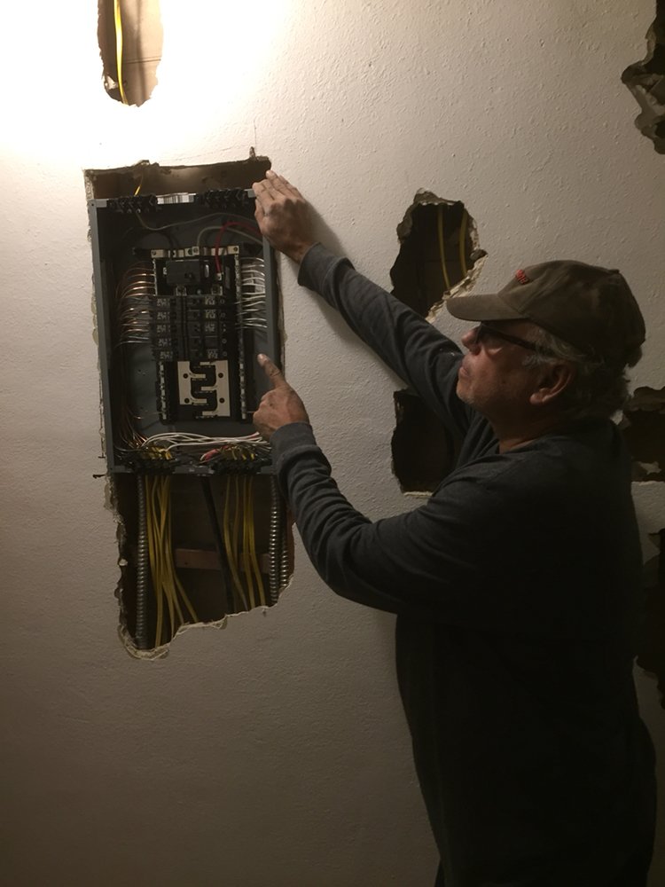 Slide of Jose's Electrical and Iron Works