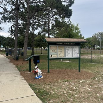 Destin Dog Park - Dog Parks Near Me - Destin, Florida Destin Dog Park - Dog Parks Near Me - Destin, Florida
