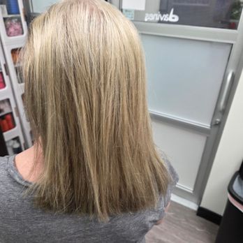 Twisted Roots Salon - Grey dispersion lowlights - Hair Salons Near Me - Biltmore Forest, North Carolina Twisted Roots Salon - Grey dispersion lowlights - Hair Salons Near Me - Biltmore Forest, North Carolina
