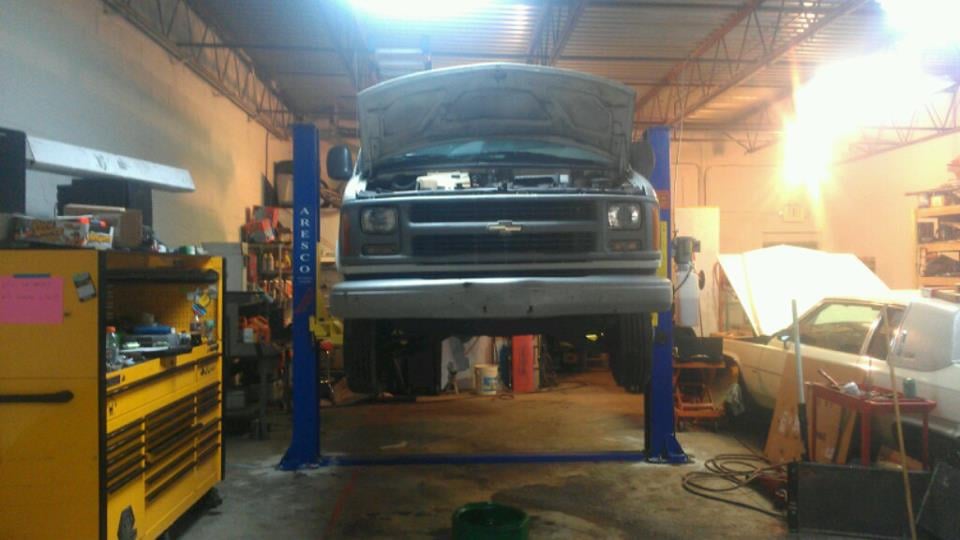 Skinny’s Auto Service