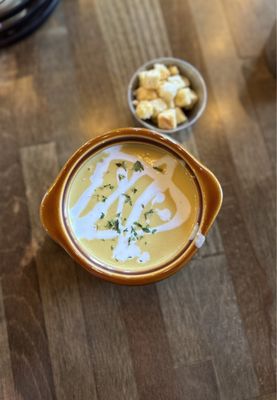 Curry Hyuga by null