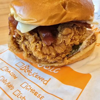 Popeyes Louisiana Kitchen - Fast Food Near Me - Arvin, California