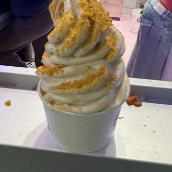 Creamy Boys - Banana ice cream with honey pokey topping. - Ice Cream & Frozen Yogurt Near Me - Hermosa Beach, California