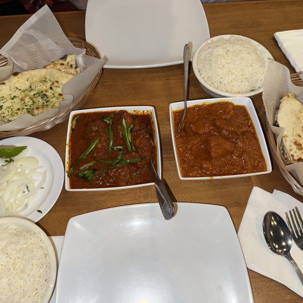 Biryani Pot, Indian Restaurant - Garlic basil naan Cheese naan - Indian Near Me - Chandler, Arizona Biryani Pot, Indian Restaurant - Garlic basil naan Cheese naan - Indian Near Me - Chandler, Arizona