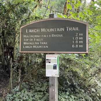 Multnomah Falls - Hiking trail - Hiking Near Me - Bridal Veil, Oregon