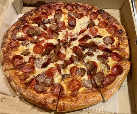 Crusty's Pizza by null