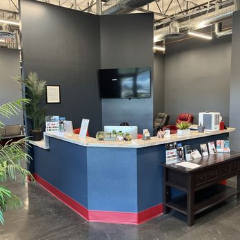 John Fitzgerald, DC - Front Desk - Chiropractors Near Me - Las Vegas, Nevada John Fitzgerald, DC - Front Desk - Chiropractors Near Me - Las Vegas, Nevada
