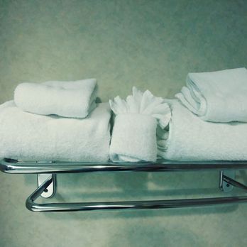 Comfort Suites - Towels - Hotels Near Me - Goodyear, Arizona