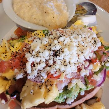 Sunny Street Cafe - Cafes Near Me - Concord, Ohio