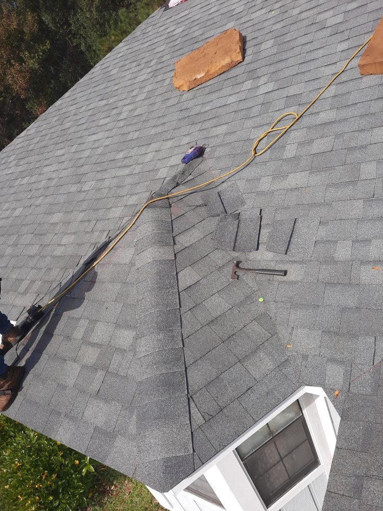 Slide of L&L Roofing And Repairs