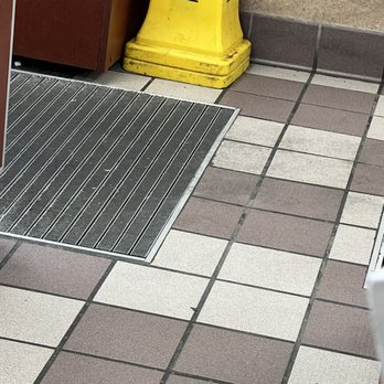 White Castle - Floor - Burgers Near Me - Richmond, Kentucky White Castle - Floor - Burgers Near Me - Richmond, Kentucky