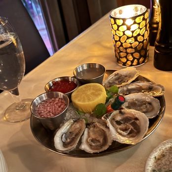 Halls Chophouse - Oysters Rockefeller - Steakhouses Near Me - Charleston, South Carolina Halls Chophouse - Oysters Rockefeller - Steakhouses Near Me - Charleston, South Carolina
