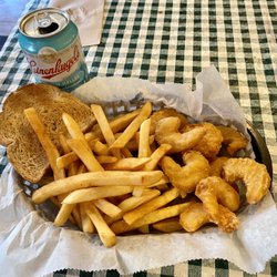 Julie's Trailside Tavern & Grill - Shrimp with fries and toast dinner