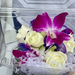 DeLaurenti Florist