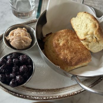 Queen's Room - Biscuits with cinnamon butter and blueberry compote - Coffee & Tea Near Me - Astoria, New York