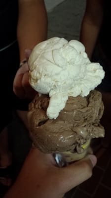 Duffer's Restaurant & Old Fashioned Ice Cream Parlor by null