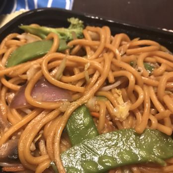 China Fusion - Vegetarian chow mein- vegan friendly (the noodles DO NOT have egg) - Chinese Near Me - Oceanside, California