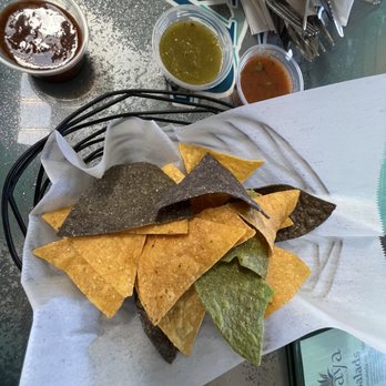 Maya Cantina - Chips and salsa - Mexican Near Me - Sacramento, California Maya Cantina - Chips and salsa - Mexican Near Me - Sacramento, California
