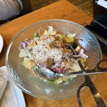 Olive Garden Italian Restaurant - Salad - Italian Near Me - Highland, Indiana Olive Garden Italian Restaurant - Salad - Italian Near Me - Highland, Indiana