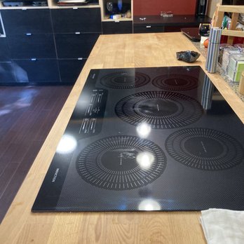 Maids by Trade - Kitchen stovetop - Home Cleaning Near Me - Portland, Oregon Maids by Trade - Kitchen stovetop - Home Cleaning Near Me - Portland, Oregon