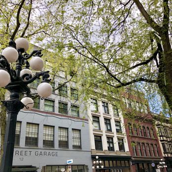Gastown - Love the architecture - Landmarks & Historical Buildings Near Me - Vancouver, British Columbia