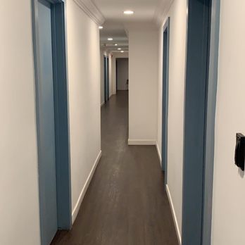 Hotel 2 Twenty One - Hallway 1st Floor - Hotels Near Me - El Segundo, California Hotel 2 Twenty One - Hallway 1st Floor - Hotels Near Me - El Segundo, California
