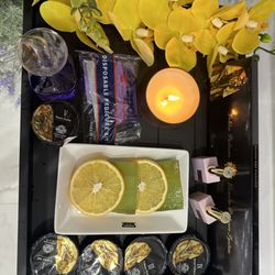 Lavender Nail Bar 2 - Liquid Gold Pedicure