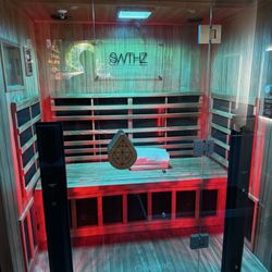 SweatHouz Pike and Rose - Sauna