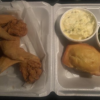 Della J's Delectables - Fried Chicken, Potato Salad, Green & Cornbread - Southern Near Me - Alexandria, Virginia