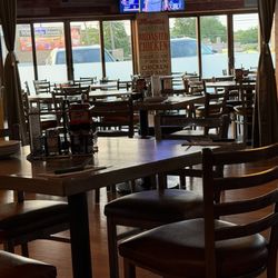 Moretti's Ristorante and Pizzeria - Interior