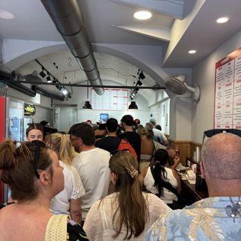 All'Antico Vinaio - Deep storefront, the opposite side is much more shallow so not as long of a wait. - Sandwiches Near Me - Florence, FI All'Antico Vinaio - Deep storefront, the opposite side is much more shallow so not as long of a wait. - Sandwiches Near Me - Florence, FI