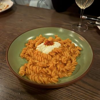 Donna's - Fusilli Ala Vodka - Italian Near Me - Los Angeles, California