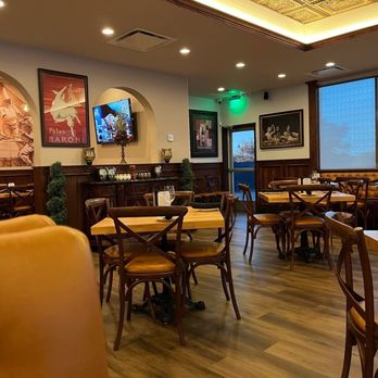 Venezia Trattoria - Italian Near Me - McKinney, Texas