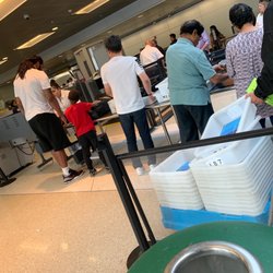 TSA Checkpoint Terminal B/2