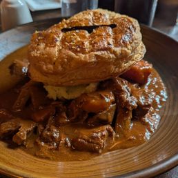 Beef and Guinness pie
