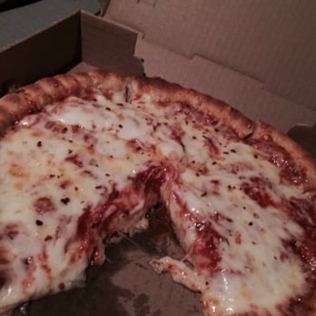 Kozy's Pizza - Greasy Greek HOP style pizza at its finest. Sweet sauce.  Loved every minute of it. - Pizza Near Me - Barrington, New Hampshire